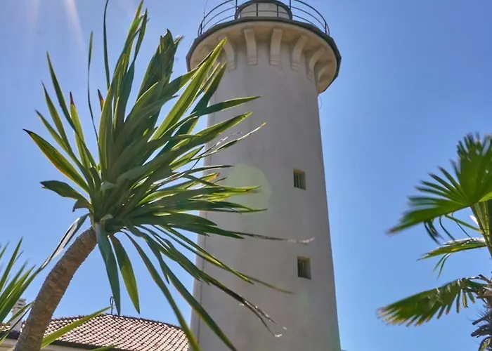 דירה In A Stunning ביביונה